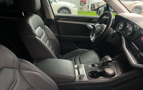 Volkswagen Touareg III, 2018 год, 4 955 000 рублей, 16 фотография