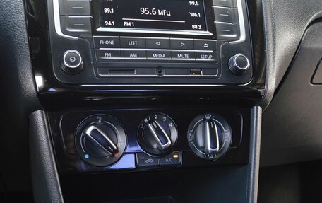 Volkswagen Polo VI (EU Market), 2017 год, 1 089 000 рублей, 17 фотография