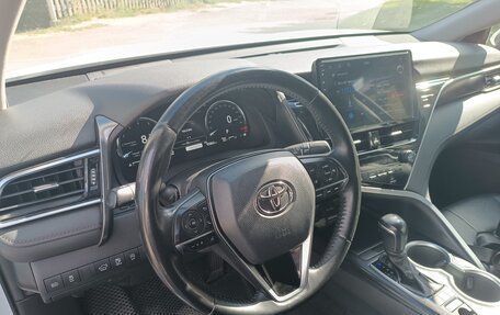 Toyota Camry, 2022 год, 3 100 000 рублей, 6 фотография
