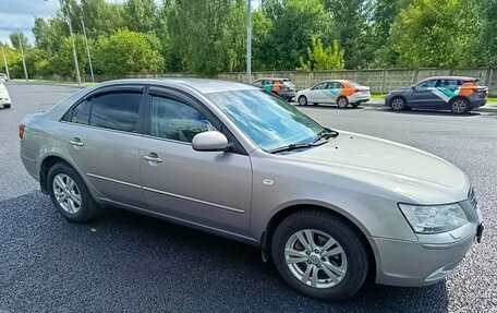 Hyundai Sonata VI, 2010 год, 750 000 рублей, 9 фотография