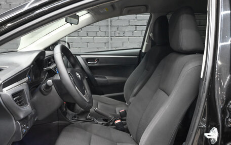 Toyota Corolla, 2013 год, 1 180 000 рублей, 17 фотография