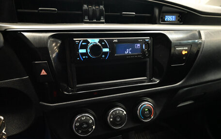 Toyota Corolla, 2013 год, 1 180 000 рублей, 15 фотография