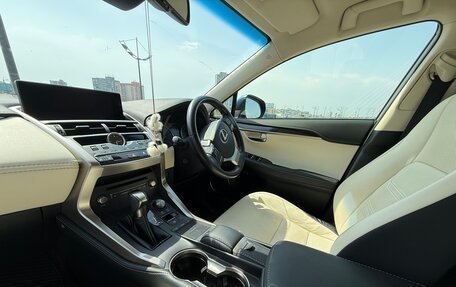 Lexus NX I, 2018 год, 3 890 000 рублей, 4 фотография