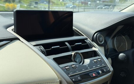 Lexus NX I, 2018 год, 3 890 000 рублей, 6 фотография