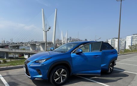 Lexus NX I, 2018 год, 3 890 000 рублей, 17 фотография