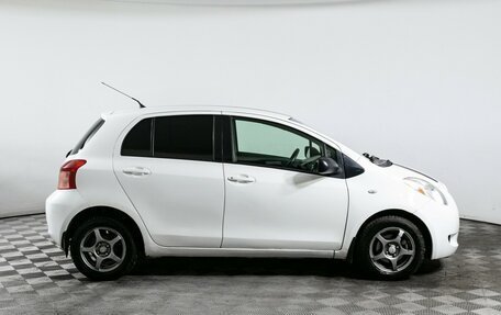 Toyota Yaris III рестайлинг, 2007 год, 640 000 рублей, 4 фотография