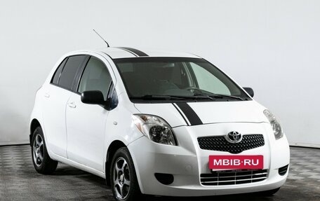 Toyota Yaris III рестайлинг, 2007 год, 640 000 рублей, 3 фотография