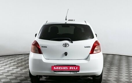 Toyota Yaris III рестайлинг, 2007 год, 640 000 рублей, 6 фотография