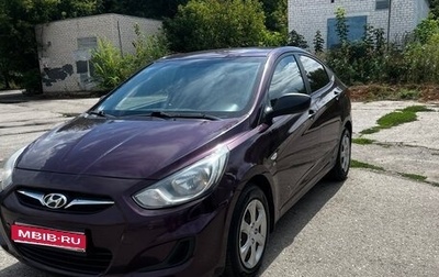 Hyundai Solaris II рестайлинг, 2012 год, 580 000 рублей, 1 фотография