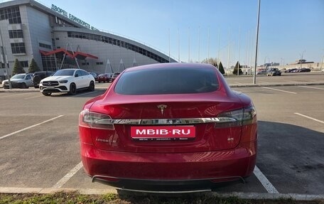 Tesla Model S I, 2014 год, 2 200 000 рублей, 1 фотография