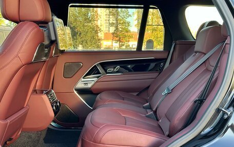 Land Rover Range Rover IV рестайлинг, 2025 год, 30 700 000 рублей, 13 фотография