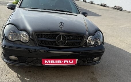Mercedes-Benz C-Класс, 2007 год, 900 000 рублей, 4 фотография