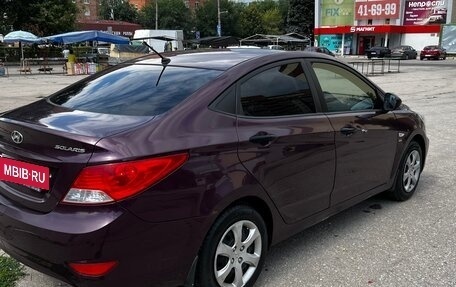 Hyundai Solaris II рестайлинг, 2012 год, 580 000 рублей, 3 фотография