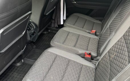 Volkswagen Touran III, 2018 год, 1 579 000 рублей, 4 фотография