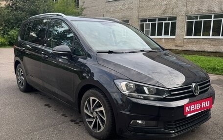 Volkswagen Touran III, 2018 год, 1 579 000 рублей, 8 фотография