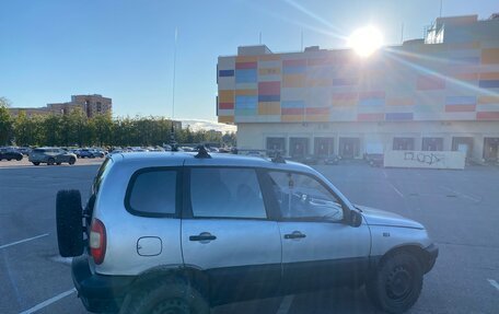 Chevrolet Niva I рестайлинг, 2003 год, 295 000 рублей, 8 фотография