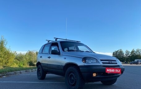Chevrolet Niva I рестайлинг, 2003 год, 295 000 рублей, 9 фотография