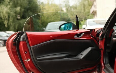 Mazda Roadster IV (ND), 2016 год, 1 700 000 рублей, 8 фотография