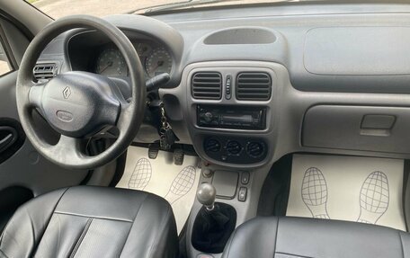 Renault Clio III, 2001 год, 199 000 рублей, 8 фотография