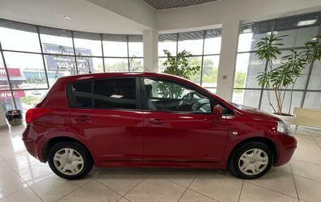 Nissan Tiida, 2011 год, 750 000 рублей, 4 фотография