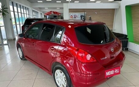 Nissan Tiida, 2011 год, 750 000 рублей, 7 фотография