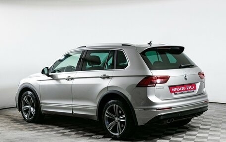 Volkswagen Tiguan II, 2018 год, 2 810 000 рублей, 7 фотография