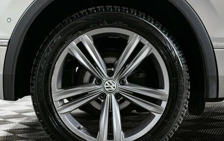 Volkswagen Tiguan II, 2018 год, 2 810 000 рублей, 22 фотография