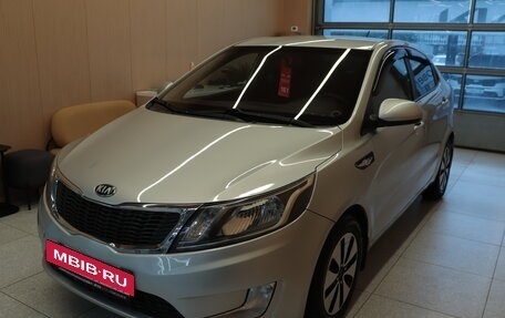KIA Rio III рестайлинг, 2014 год, 960 000 рублей, 3 фотография