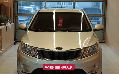 KIA Rio III рестайлинг, 2014 год, 960 000 рублей, 2 фотография