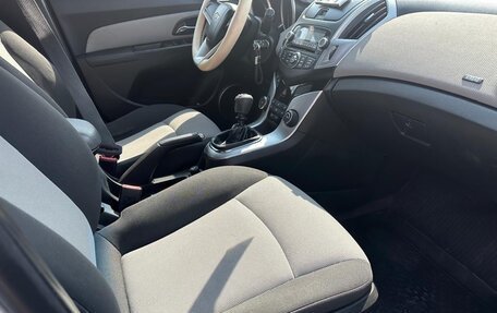 Chevrolet Cruze II, 2013 год, 837 000 рублей, 18 фотография