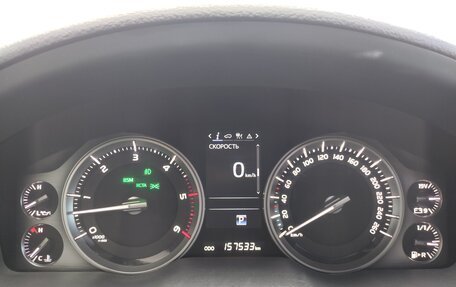 Toyota Land Cruiser 200, 2017 год, 5 690 000 рублей, 13 фотография