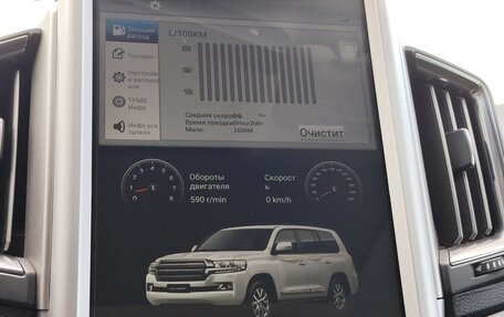 Toyota Land Cruiser 200, 2017 год, 5 690 000 рублей, 23 фотография