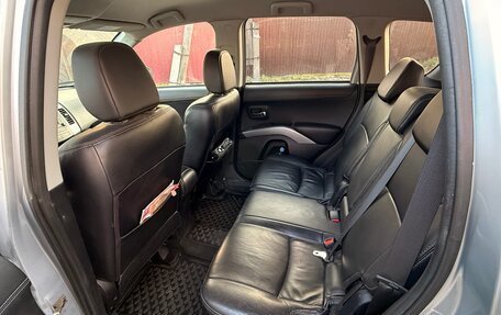 Mitsubishi Outlander III рестайлинг 3, 2010 год, 1 249 000 рублей, 7 фотография