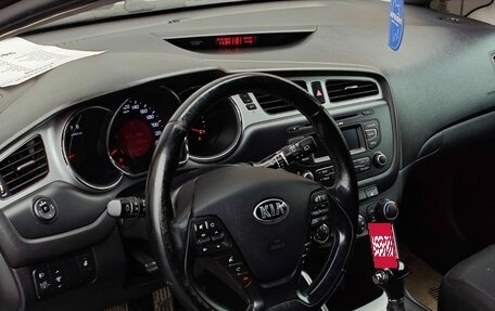 KIA cee'd III, 2014 год, 999 999 рублей, 9 фотография