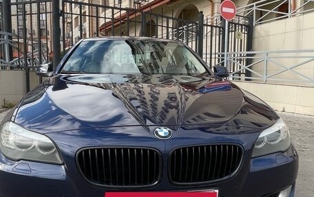 BMW 5 серия, 2012 год, 1 480 000 рублей, 2 фотография