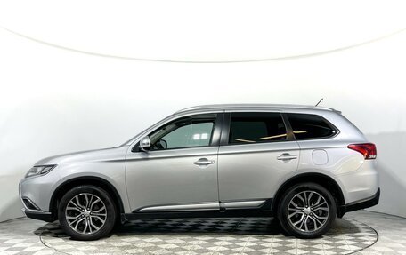 Mitsubishi Outlander III рестайлинг 3, 2015 год, 1 797 000 рублей, 8 фотография