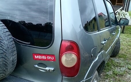 Chevrolet Niva I рестайлинг, 2015 год, 515 000 рублей, 4 фотография