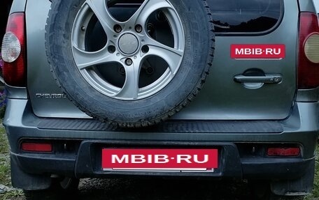 Chevrolet Niva I рестайлинг, 2015 год, 515 000 рублей, 12 фотография