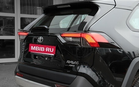 Toyota RAV4, 2025 год, 3 800 000 рублей, 5 фотография