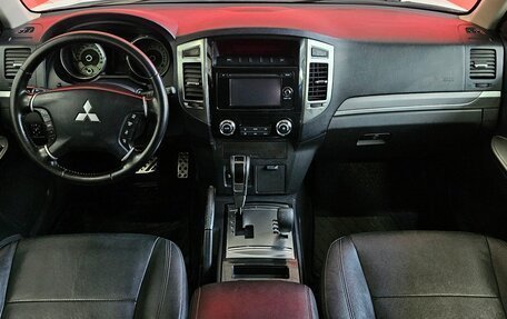 Mitsubishi Pajero IV, 2015 год, 2 199 000 рублей, 9 фотография