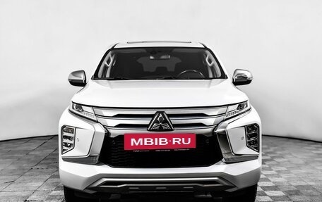 Mitsubishi Pajero Sport III рестайлинг, 2020 год, 3 698 000 рублей, 2 фотография