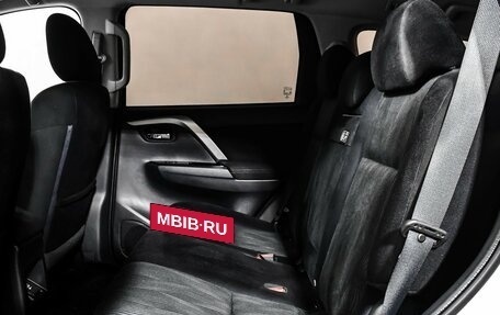 Mitsubishi Pajero Sport III рестайлинг, 2020 год, 3 698 000 рублей, 12 фотография