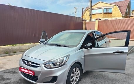 Hyundai Solaris II рестайлинг, 2014 год, 1 100 000 рублей, 7 фотография