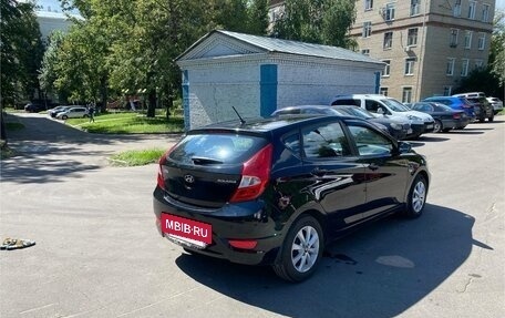 Hyundai Solaris II рестайлинг, 2013 год, 950 000 рублей, 2 фотография