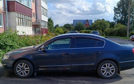 Volkswagen Passat B6, 2006 год, 399 000 рублей, 3 фотография