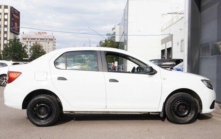 Renault Logan II, 2018 год, 650 000 рублей, 4 фотография