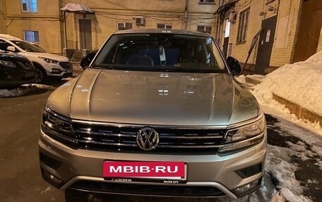 Volkswagen Tiguan II, 2019 год, 2 130 000 рублей, 7 фотография