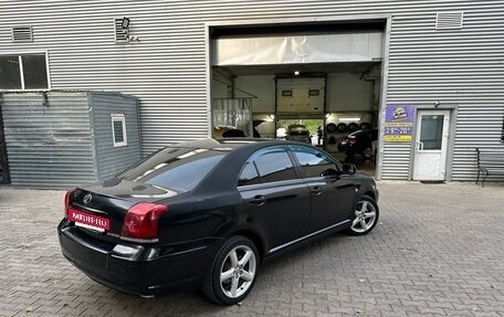 Toyota Avensis III рестайлинг, 2004 год, 800 000 рублей, 5 фотография