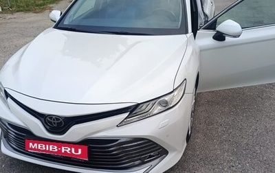 Toyota Camry, 2018 год, 2 800 000 рублей, 1 фотография