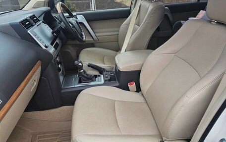 Toyota Land Cruiser Prado 150 рестайлинг 2, 2020 год, 6 500 000 рублей, 6 фотография